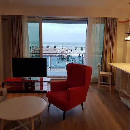 Apartment Wave 1 Promenada