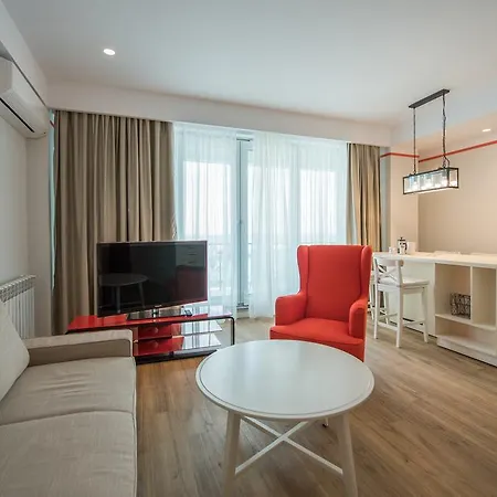 Wave 1 Promenada アパート *